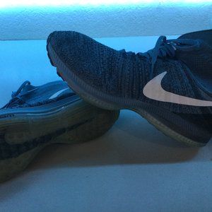 Nike Air Zoom All Out Flyknit